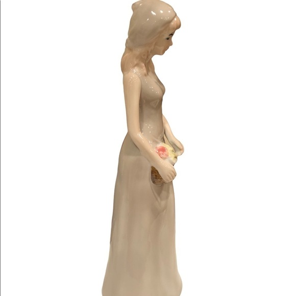 Female Vintage Statue Brinnco Porcelain - Picture 6 of 8